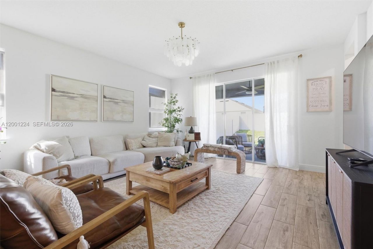 15033 Lake Bessie Loop, Winter Garden, FL 34787 Photo