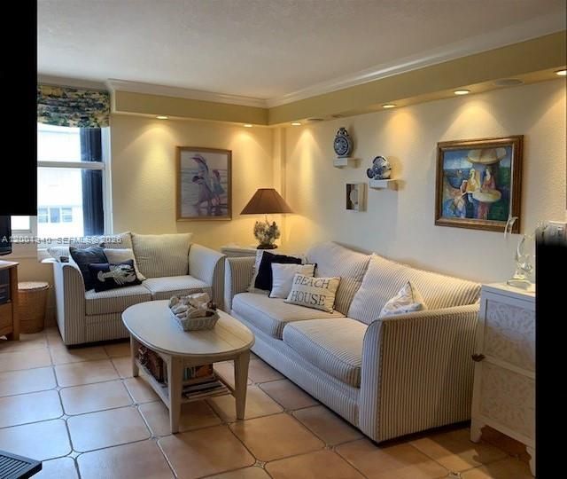 2555 Collins Ave, Unit 711, Miami Beach, FL 33140 Photo