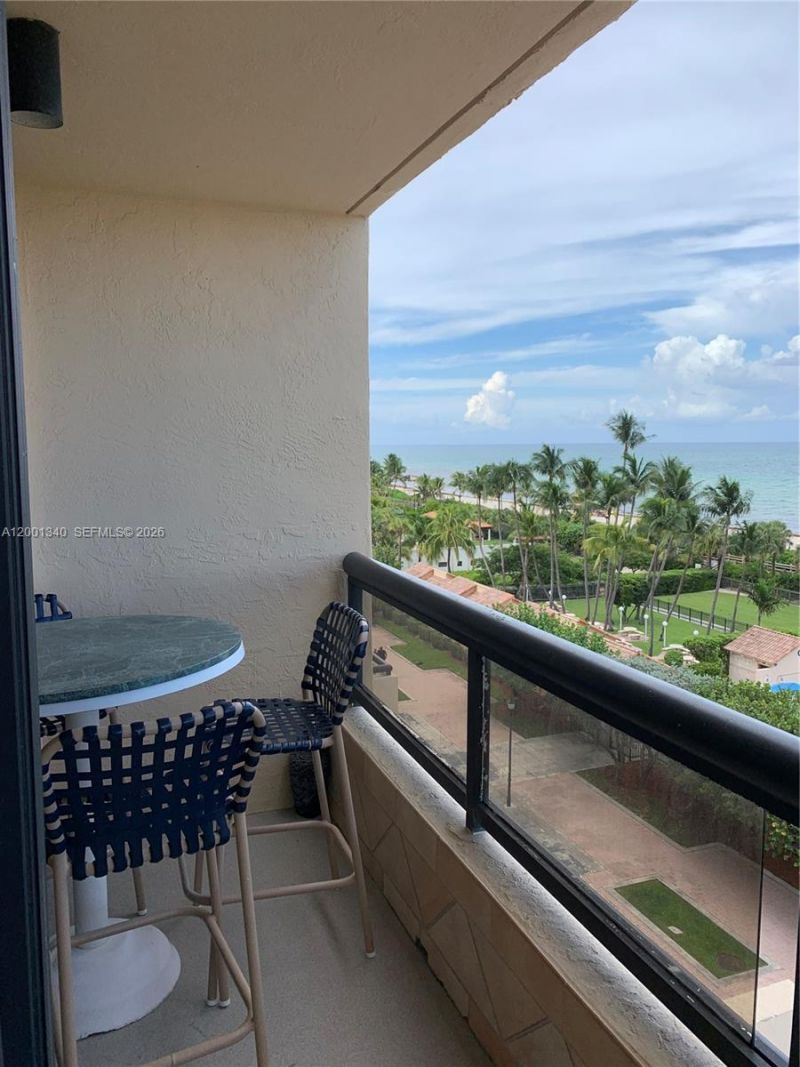 2555 Collins Ave, Unit 711, Miami Beach, FL 33140 Photo