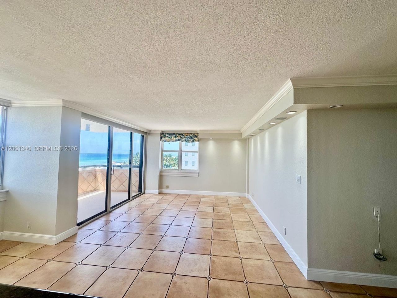 2555 Collins Ave, Unit 711, Miami Beach, FL 33140 Photo