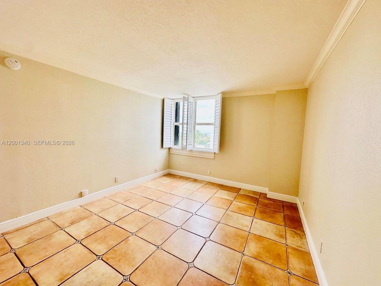 2555 Collins Ave, Unit 711, Miami Beach, FL 33140 Photo