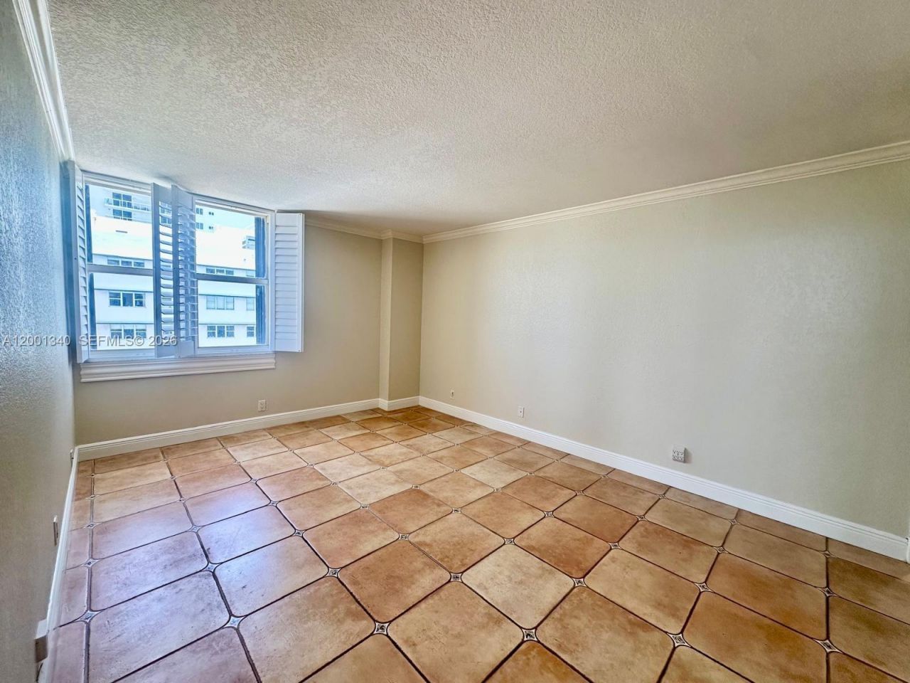 2555 Collins Ave, Unit 711, Miami Beach, FL 33140 Photo