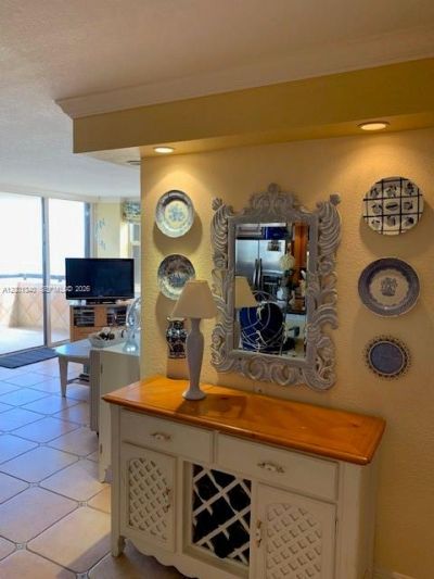 2555 Collins Ave, Unit 711, Miami Beach, FL 33140 Photo