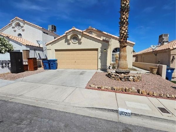 8020 James Grayson Drive , Las Vegas, NV 89145