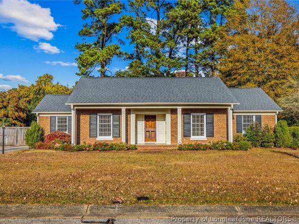 2706 Huntington Road , Fayetteville, NC 28303