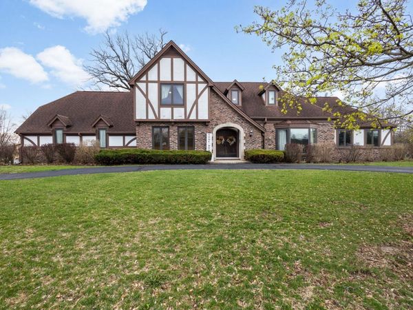 931 Shetland Drive , Frankfort, IL 60423