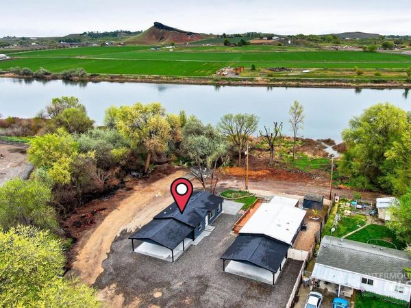 166 1st St N, Marsing, ID 83639