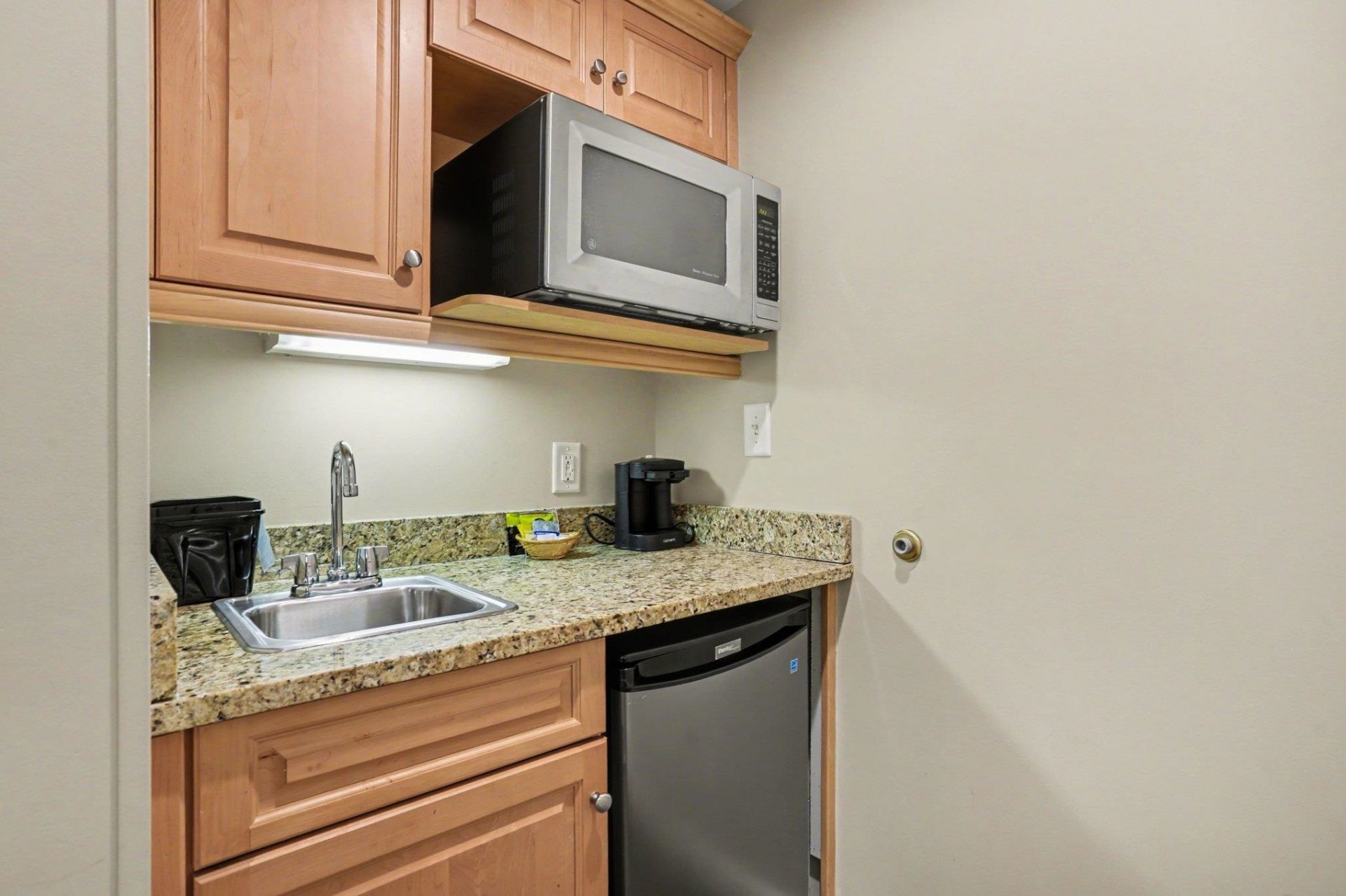 9994 Beach Club Dr. Photo 15