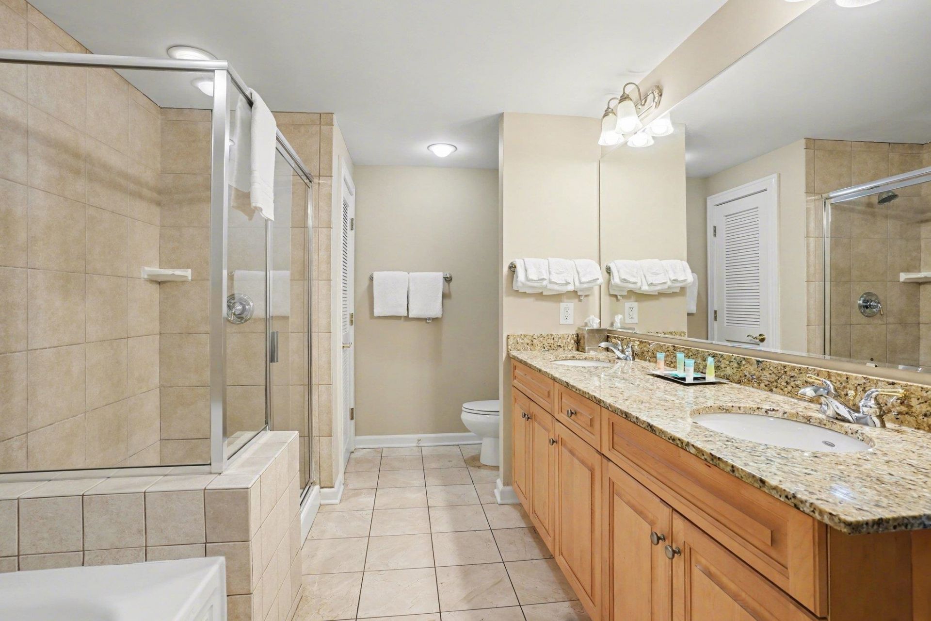 9994 Beach Club Dr. Photo 23