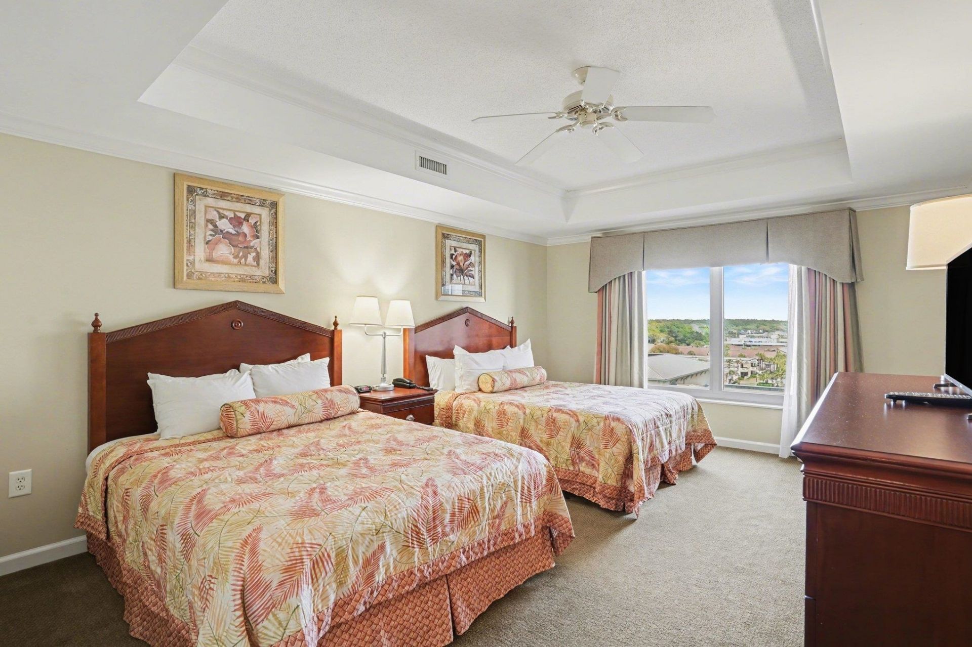 9994 Beach Club Dr. Photo 27