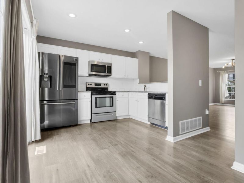 6299 Hares Ear Drive, Columbus, OH 43230 Photo 13