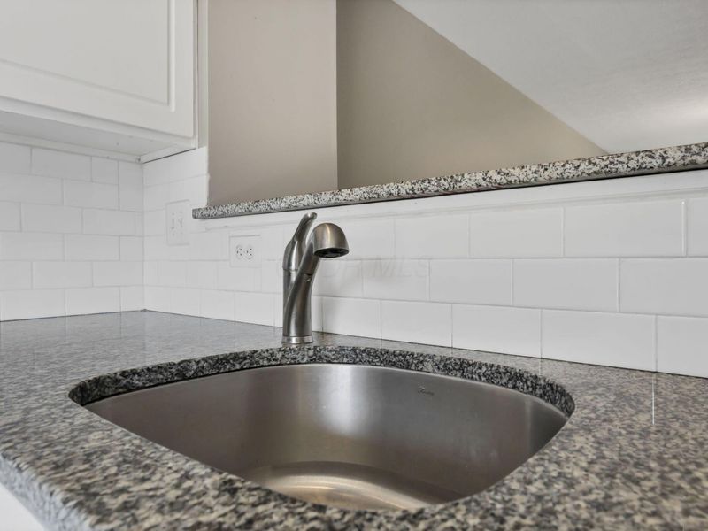 6299 Hares Ear Drive, Columbus, OH 43230 Photo 20