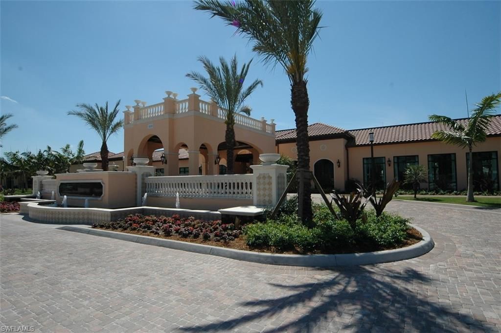 1035 Sandpiper St, Unit F-104, Naples, FL 34102 Photo