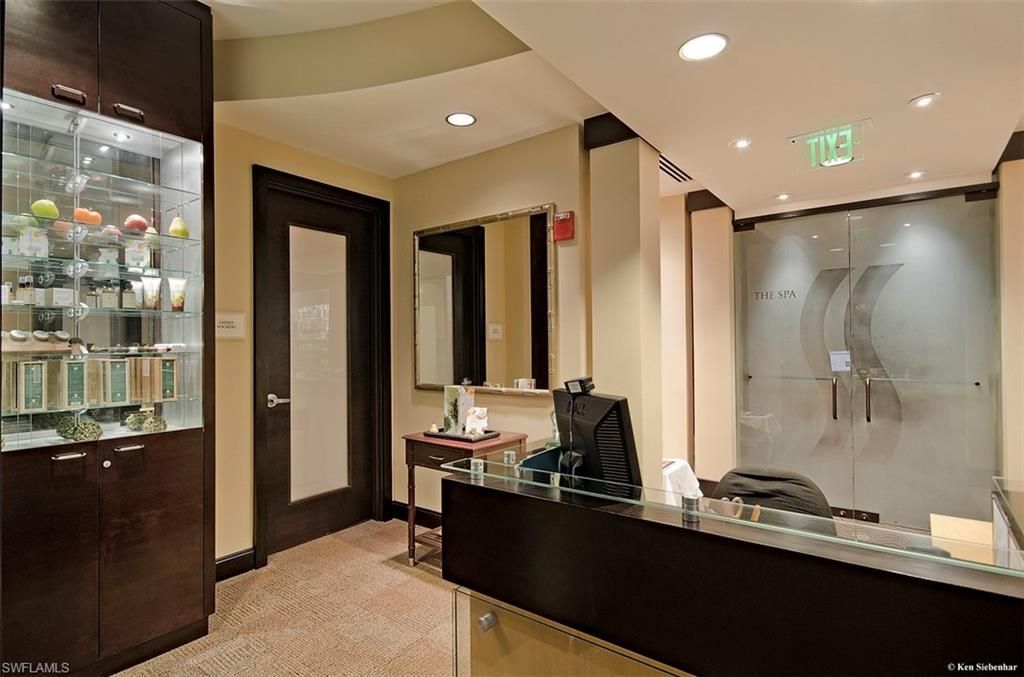 1035 Sandpiper St, Unit F-104, Naples, FL 34102 Photo