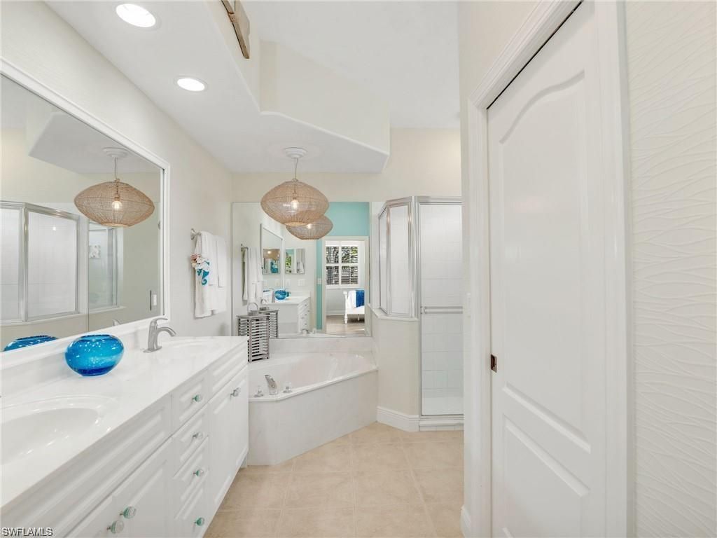 8647 Ibis Cove Cir , Naples, FL 34119 Photo