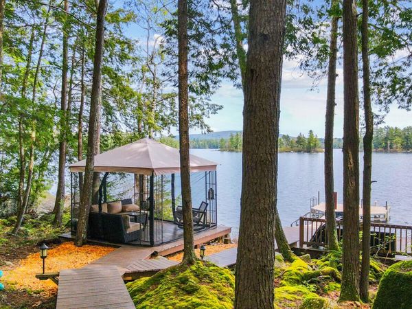 208 Main Road, Chesterville, ME 04938