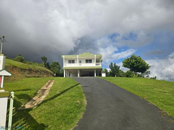 Lote 8 DONA ELENA, Comerio, PR 00782