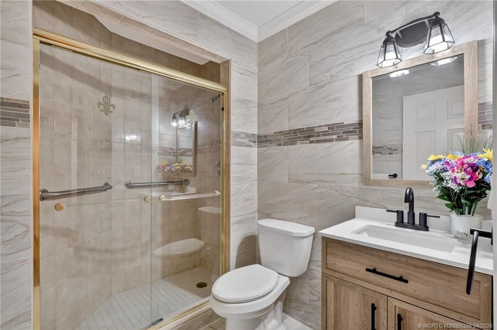 6031 SE Martinique Drive, Unit 202, Stuart, FL 34997 Photo