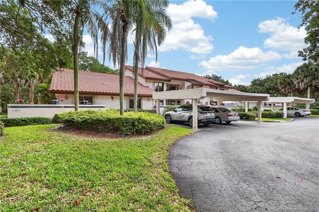 6031 SE Martinique Drive, Unit 202, Stuart, FL 34997 Photo