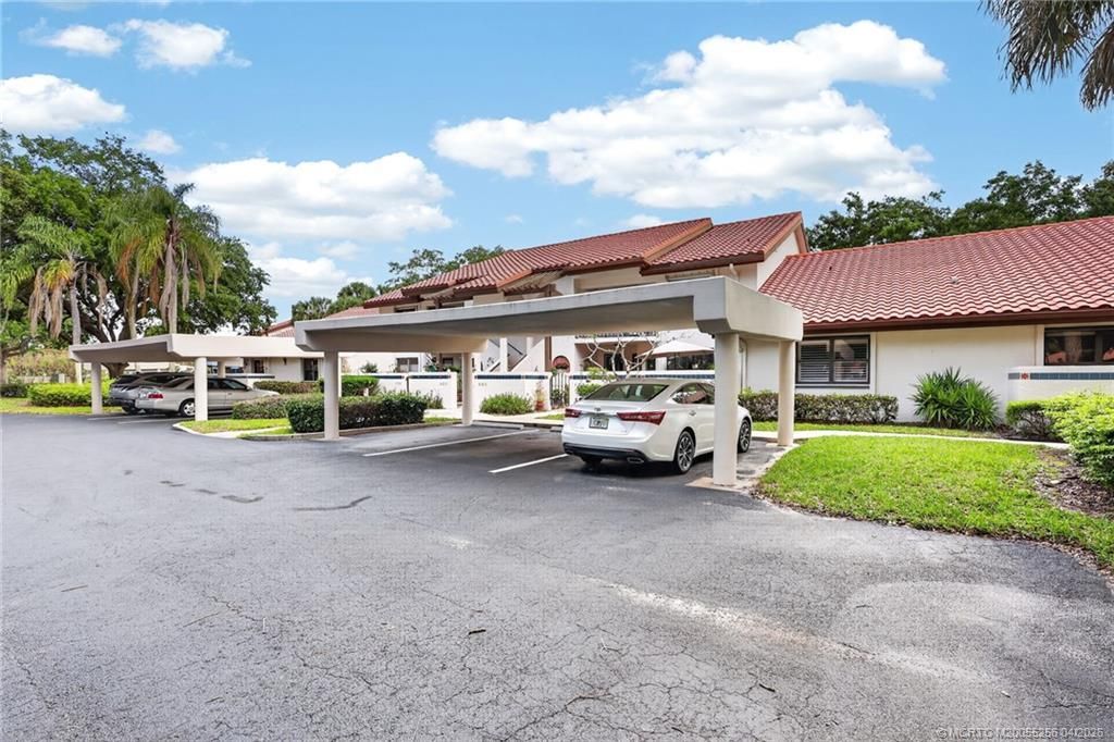 6031 SE Martinique Drive, Unit 202, Stuart, FL 34997 Photo