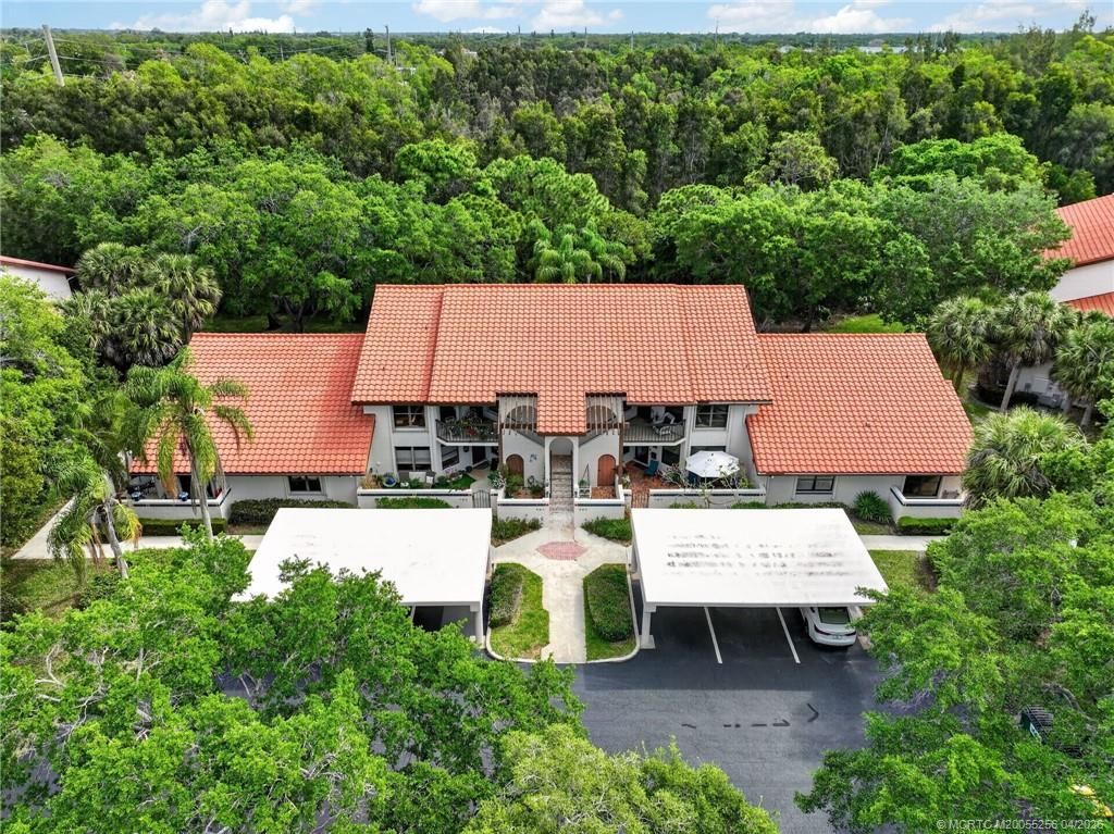 6031 SE Martinique Drive, Unit 202, Stuart, FL 34997 Photo