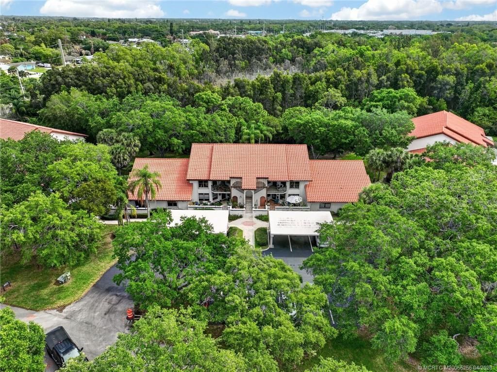 6031 SE Martinique Drive, Unit 202, Stuart, FL 34997 Photo