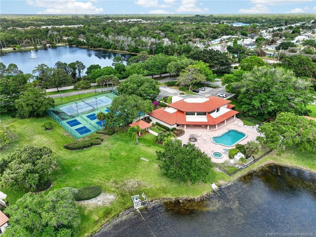 6031 SE Martinique Drive, Unit 202, Stuart, FL 34997 Photo