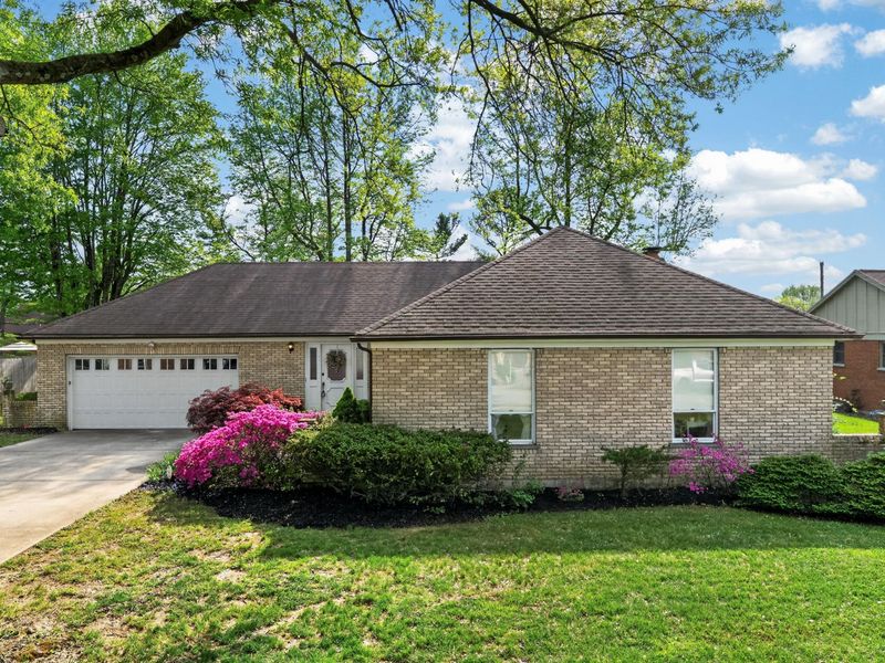 8861 Valley Circle Drive, Florence, KY 41042 Photo 1