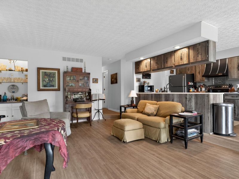 8861 Valley Circle Drive, Florence, KY 41042 Photo 18