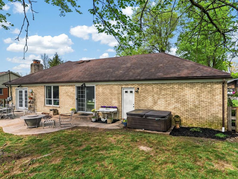 8861 Valley Circle Drive, Florence, KY 41042 Photo 6