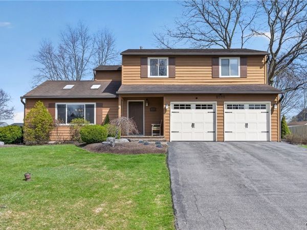 8598 Nazareth Drive, Cicero, NY 13039