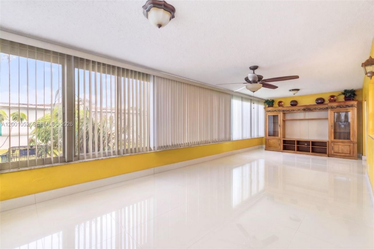 7301 NW 57th Pl, Tamarac, FL 33321 Photo