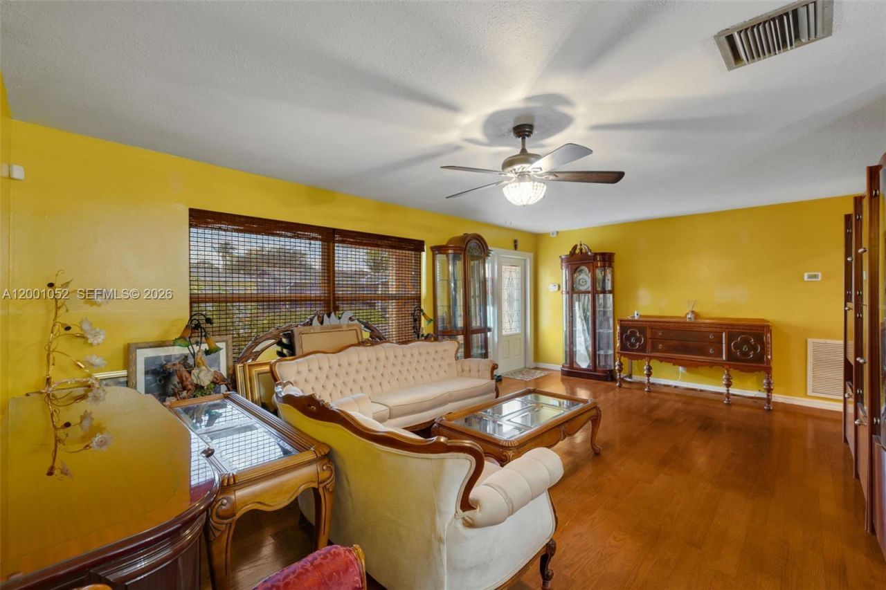 7301 NW 57th Pl, Tamarac, FL 33321 Photo