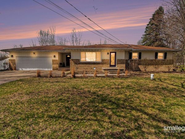 1120 S Loomis Road, Mount Pleasant, MI 48858