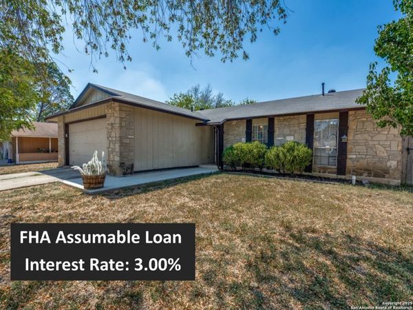 5615 Wood Climb St, San Antonio, TX 78233