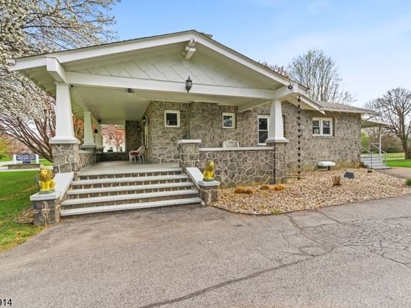 1316 Belvidere Rd, Lopatcong, NJ 08865