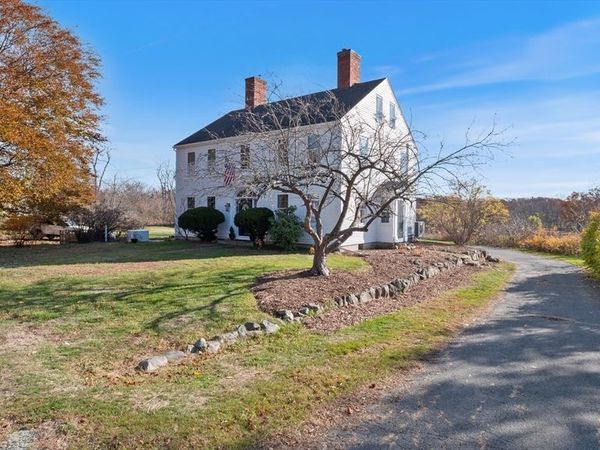 239 High Road, Newbury, MA 01951