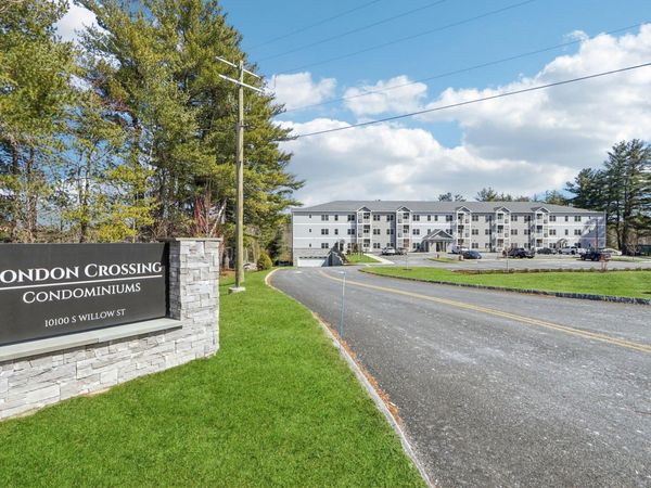 10100 S Willow Street, Unit 303, Manchester, NH 03103