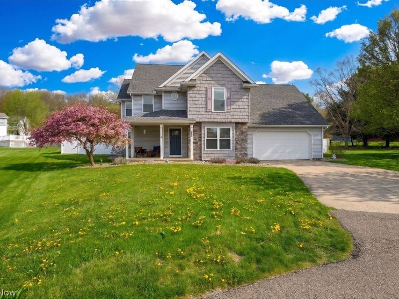 685 Willow Dale Street NW, Bolivar, OH 44612 Photo 1