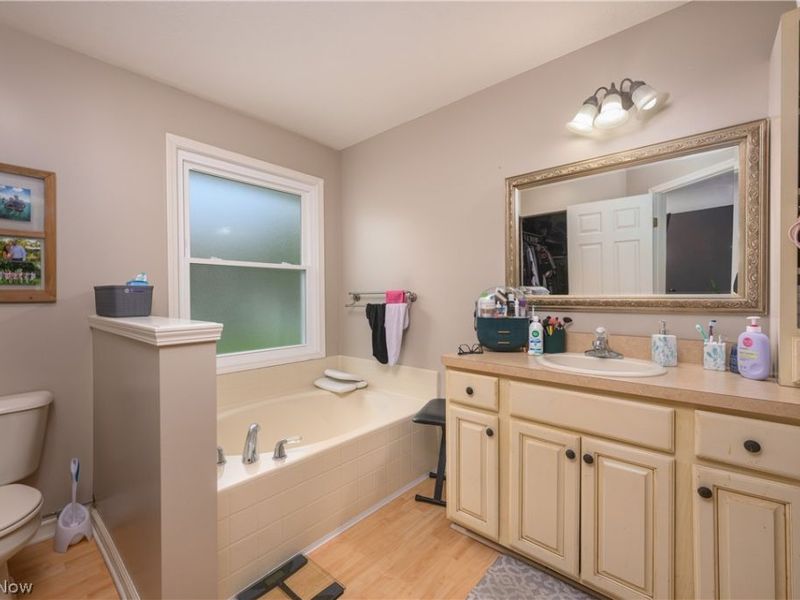 685 Willow Dale Street NW, Bolivar, OH 44612 Photo 21