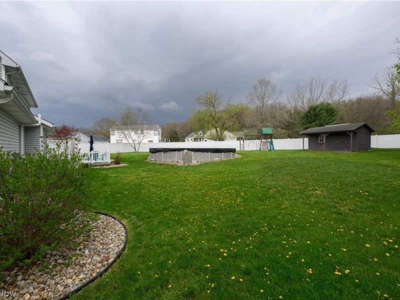 685 Willow Dale Street NW, Bolivar, OH 44612 Photo 31