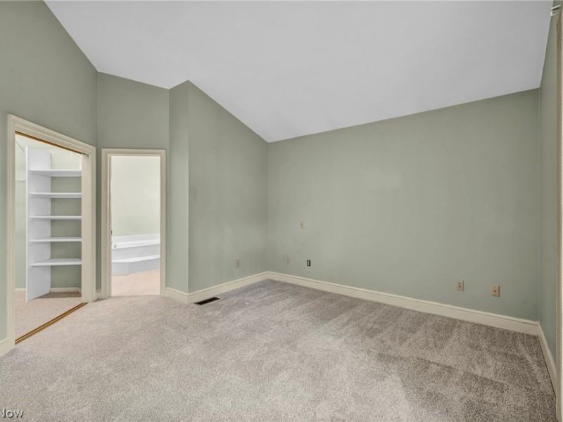 425 Armante Court, Akron, OH 44313 Photo 21