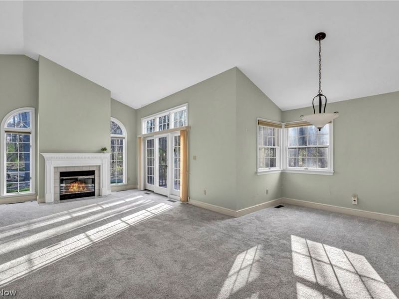 425 Armante Court, Akron, OH 44313 Photo 6