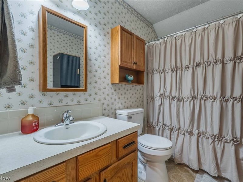 8000 Norriton Circle NW, North Canton, OH 44720 Photo 22