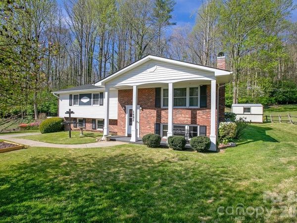 1482 Island Ford Road , Brevard, NC 28712