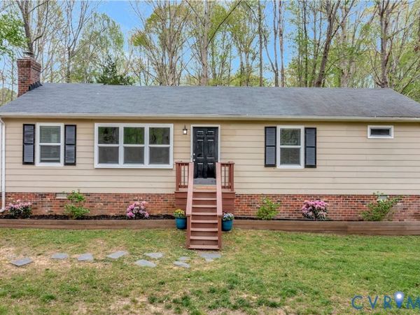 11711 Goldenbrook Drive , Chesterfield, VA 23832