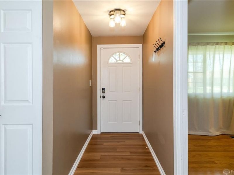 426 Willowhurst Drive, Centerville, OH 45459 Photo 5