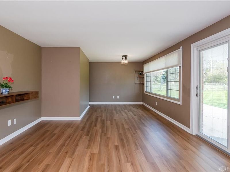 426 Willowhurst Drive, Centerville, OH 45459 Photo 7