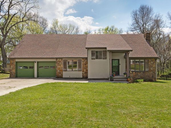 3968 W Farm Road 148 , Springfield, MO 65807