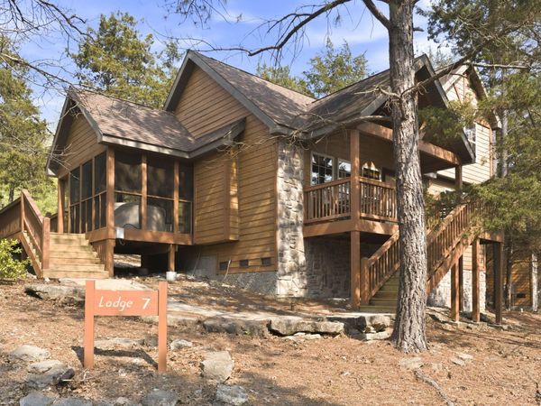 102 Lost Creek Circle , Branson West, MO 65737